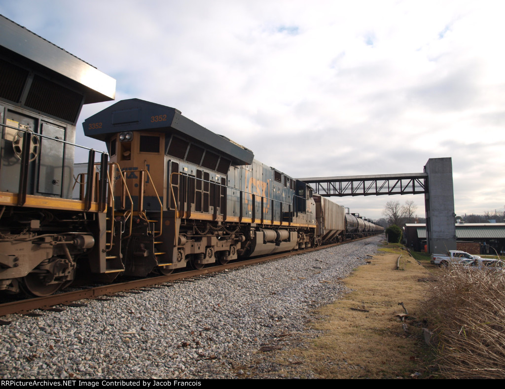 CSX 3352